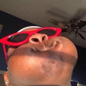 Meet your Posher, Zeke